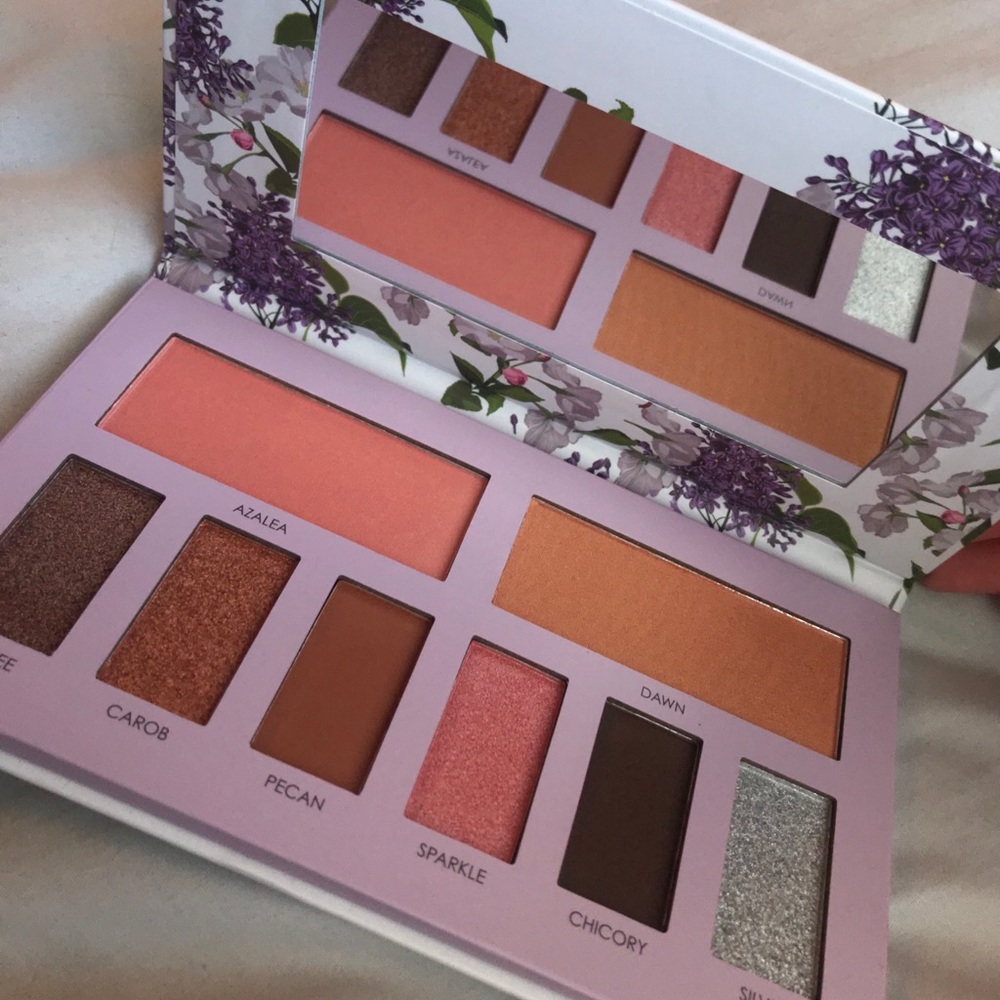 Sakura + Sage - Vegan Eyeshadow and Blush Palette.